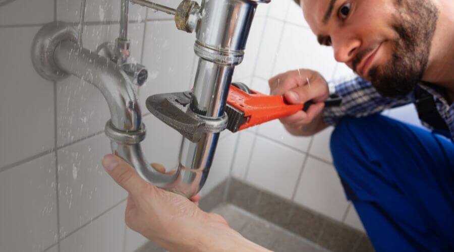 Expert burst pipe repair services in Dierks, AR